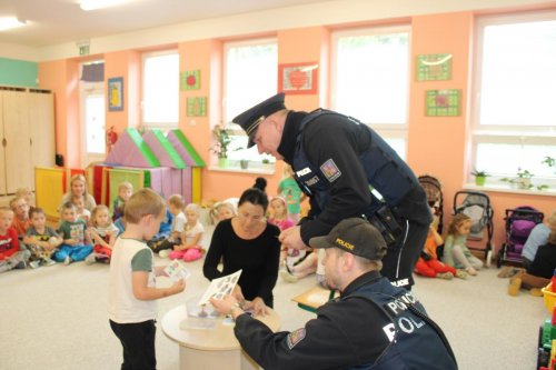 NÁVŠTĚVA POLICIE ČESKÉ REPUBLIKY 15  