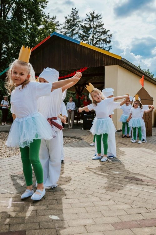 Zahradní slavnost -Den matek 13  