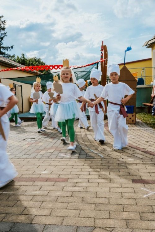 Zahradní slavnost -Den matek 1  