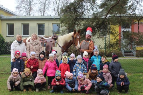 Příjezd svatého Martina na zahradu mateřské školy 7  